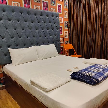 Hotel Garden View Inn - Near Nesco 뭄바이 외부 사진